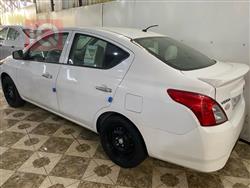 نيسان فيرسا